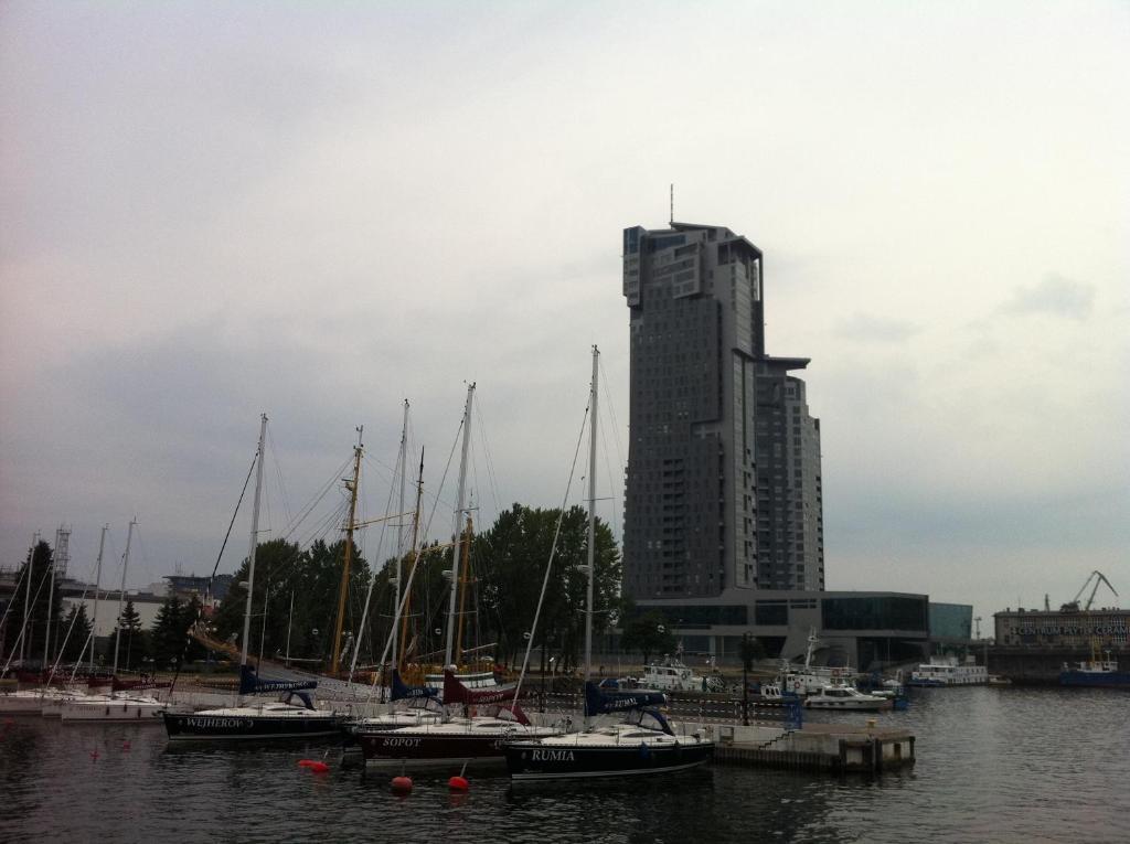 Sea Towers Apartment Gdynia Exterior photo